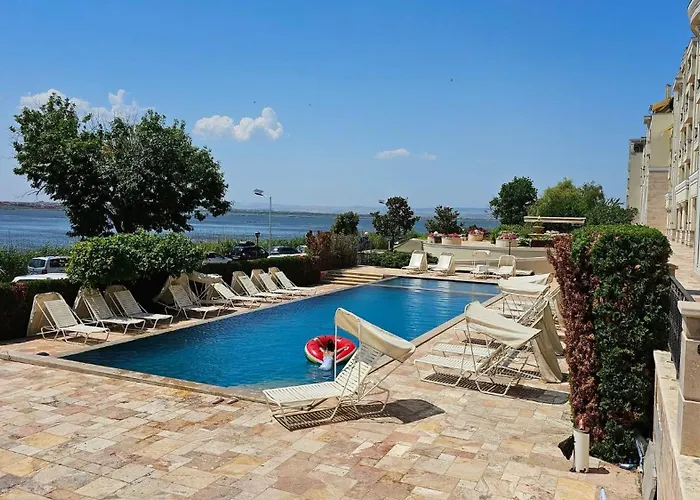 Cosher - Gardenia Palace 7 Free Parking *